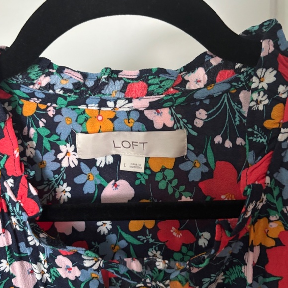 Loft Women's Floral Blouse Size L - Picture 5 of 14